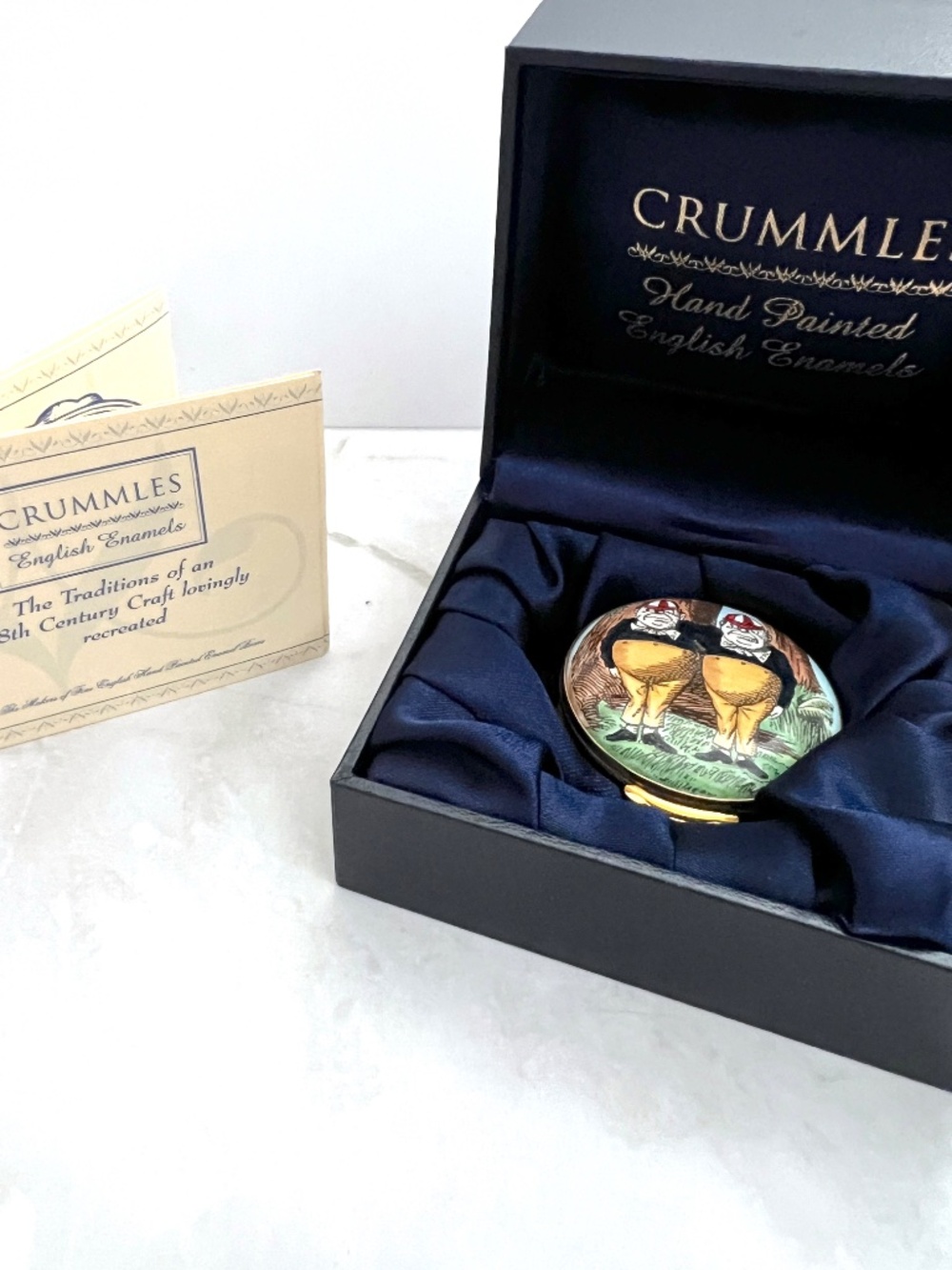 Rare Crummles Alice in Wonderland Tweedledum Tweedledee Enamel Box English Hand